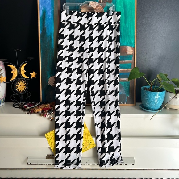 Frank Lyman Design Black and White Houndstooth Skinny Pants 12 - Picture 16 of 16